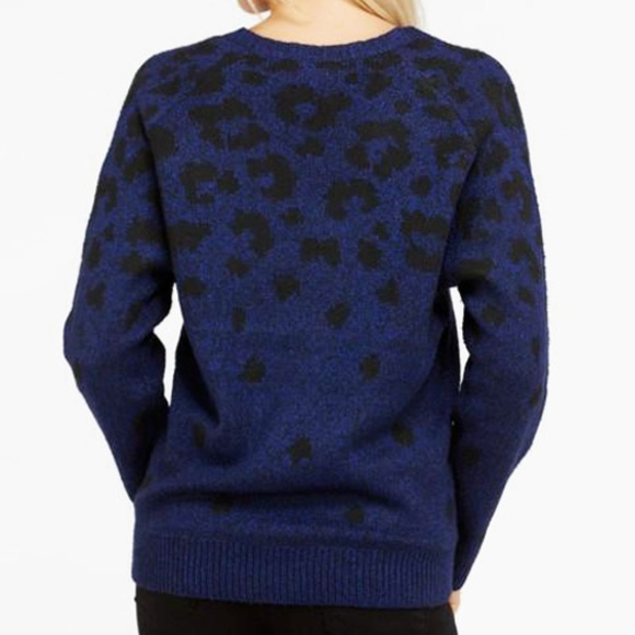 Dark Blue Black Leopard Warm Cozy V-Neck Sweater - Picture 4 of 6